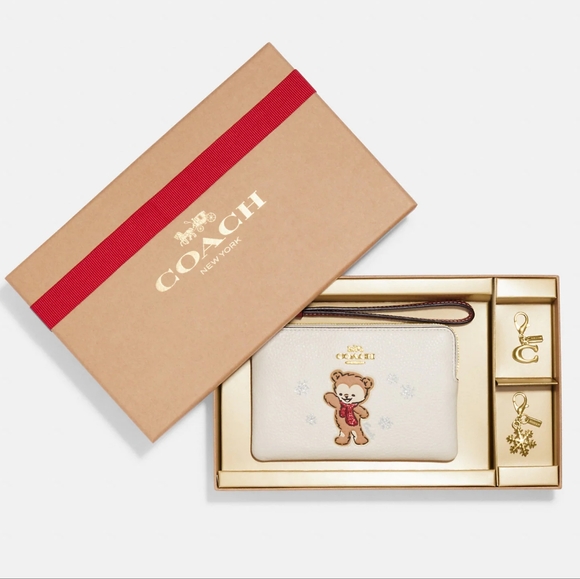 Boxed Corner Zip Wristlet With Bear Snowflake Motif, Two Charms - Picture 3 of 7